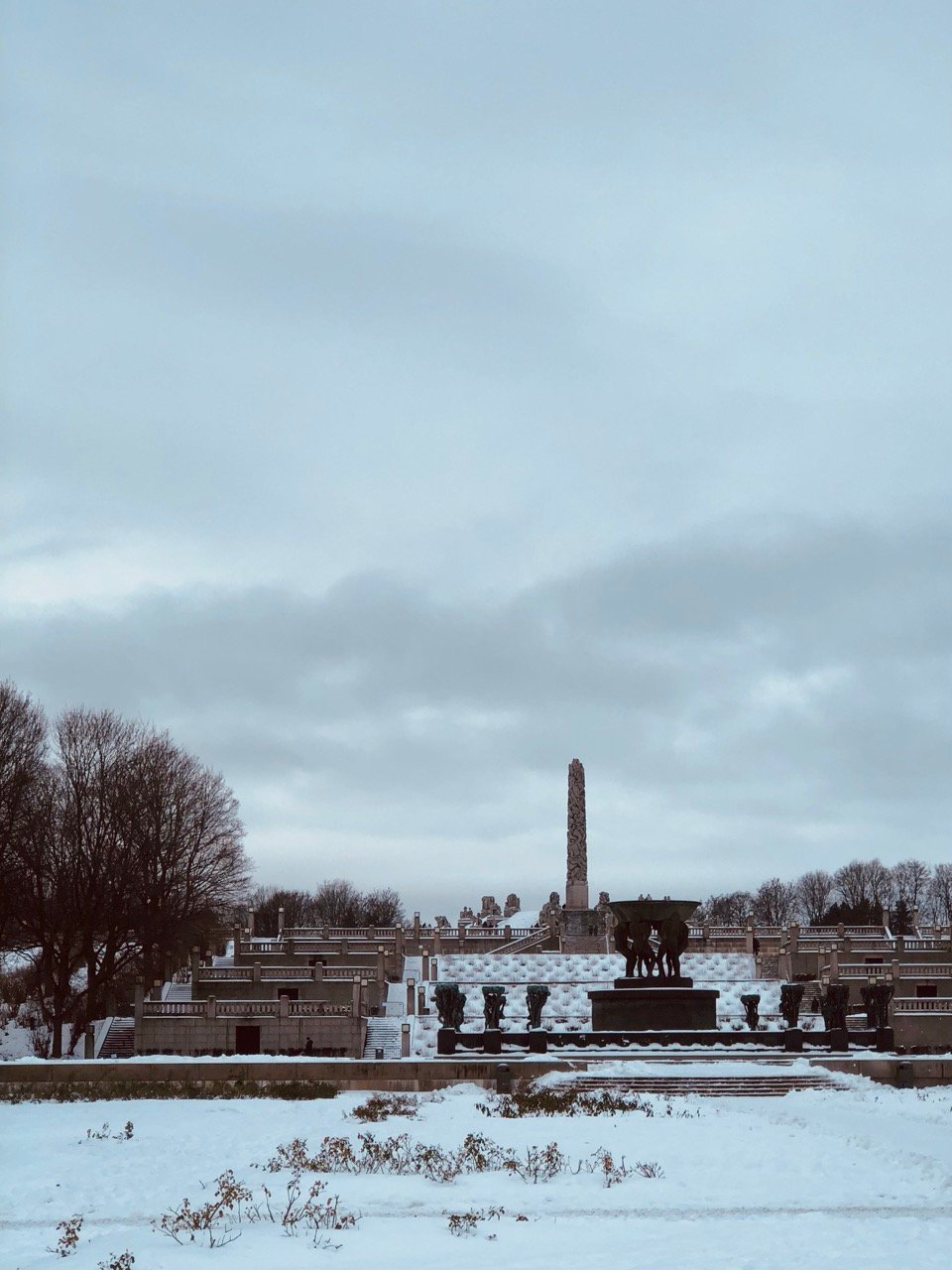 Vigelandsparken in Oslo during the winter